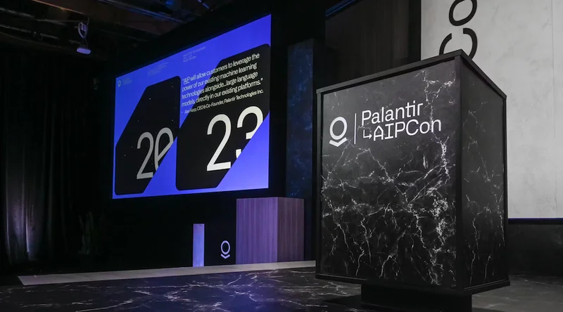 Palantir: Stock Price, AI Hype, and What Scares the CEO